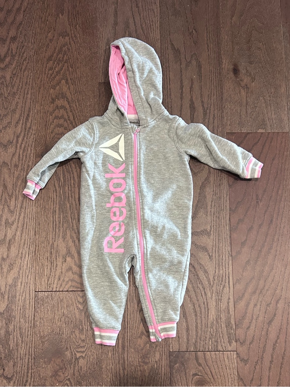Reebok Size 12 month Girl's One Piece Sweatsuit Outfit